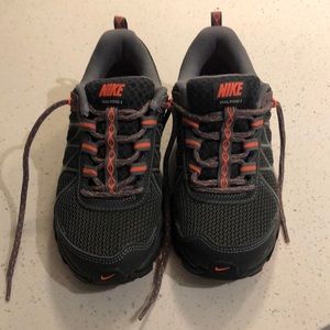 Nike Trail Ridge 2 sneakers